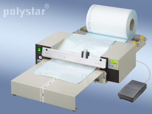 Polystar® 418 M-RPA munkaasztallal és fóliatekercstartó görgőkkel